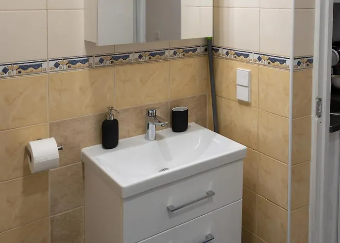 Bright Center Lejlighed